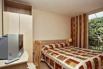 Magnolia Hotel 3*